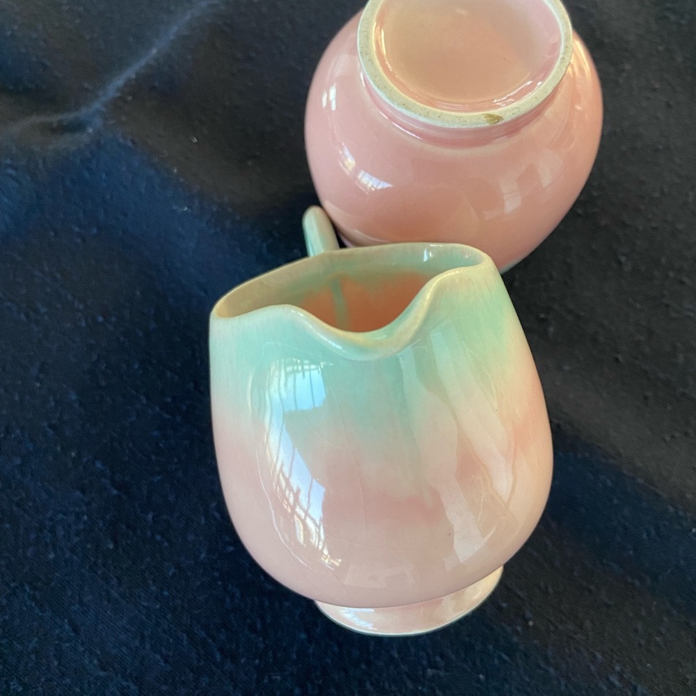 VINTAGE CREAMER AND SUGAR BOWL - Picture 5 of 7